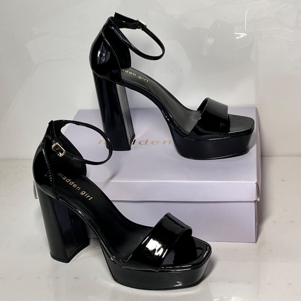 Madden Girl Omeg Square-toe ankle-strap platform Two-Piece Platform Sandals - Picture 5 of 7